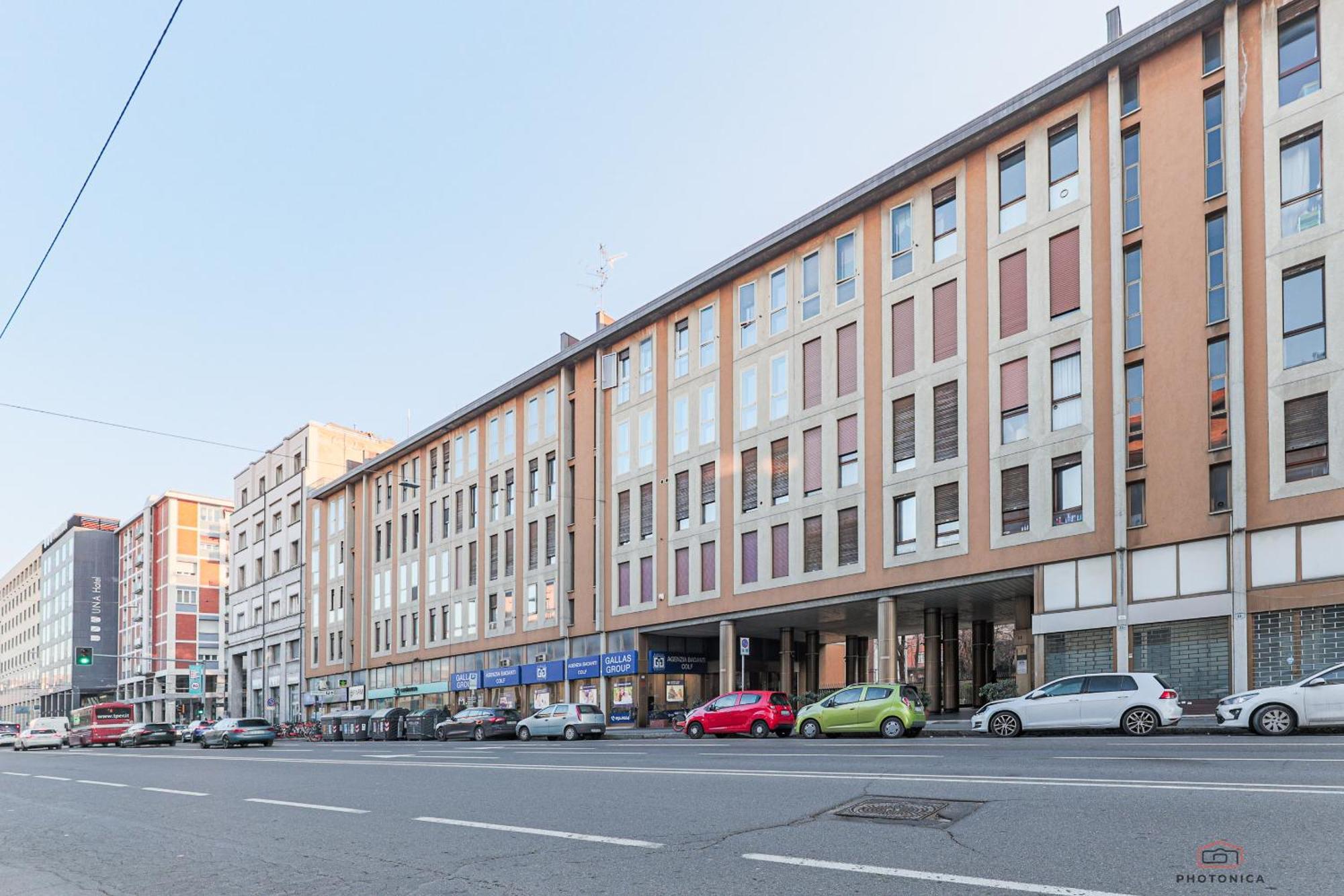 Front Station Apartment - Stazione Centrale Di Болонья Экстерьер фото
