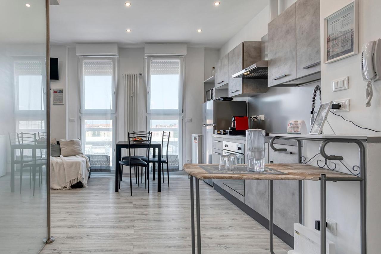 Front Station Apartment - Stazione Centrale Di Болонья Экстерьер фото
