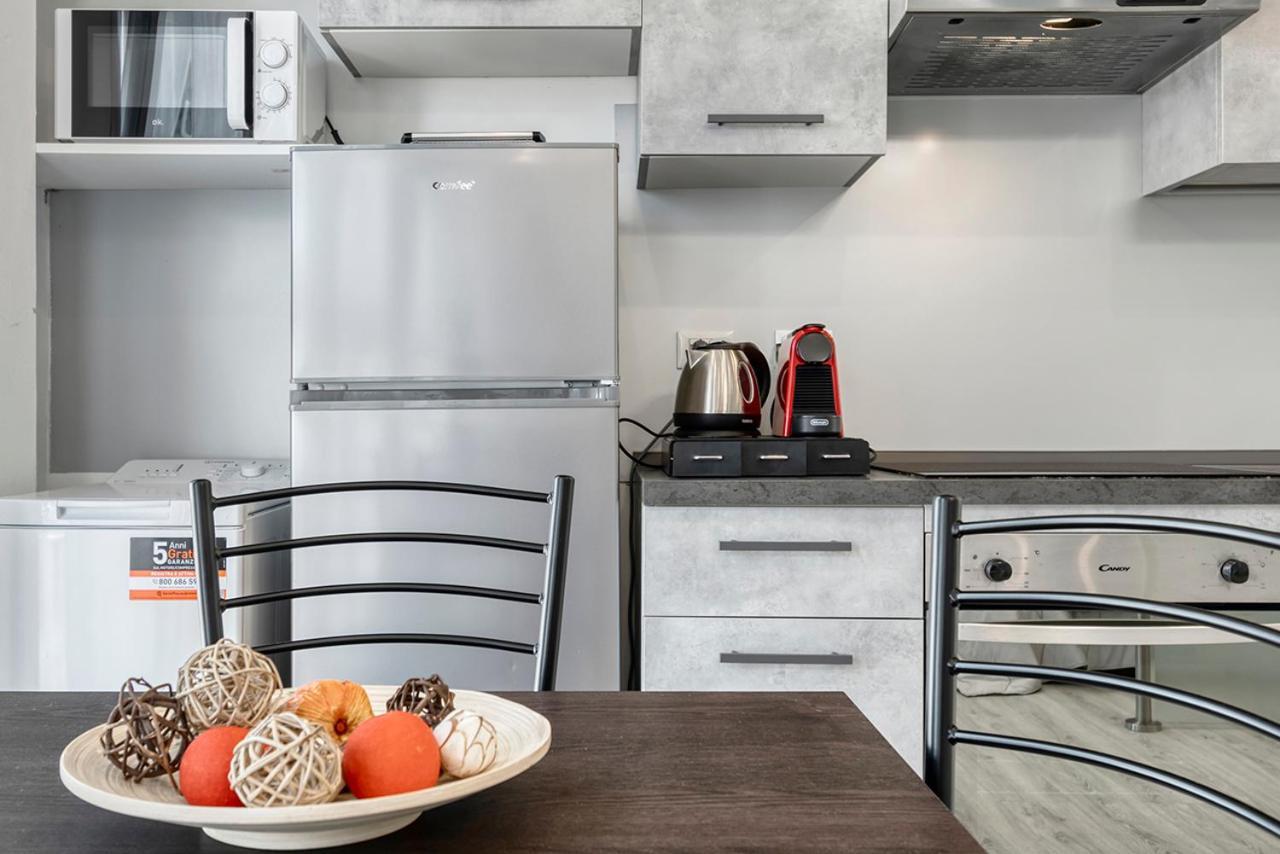Front Station Apartment - Stazione Centrale Di Болонья Экстерьер фото