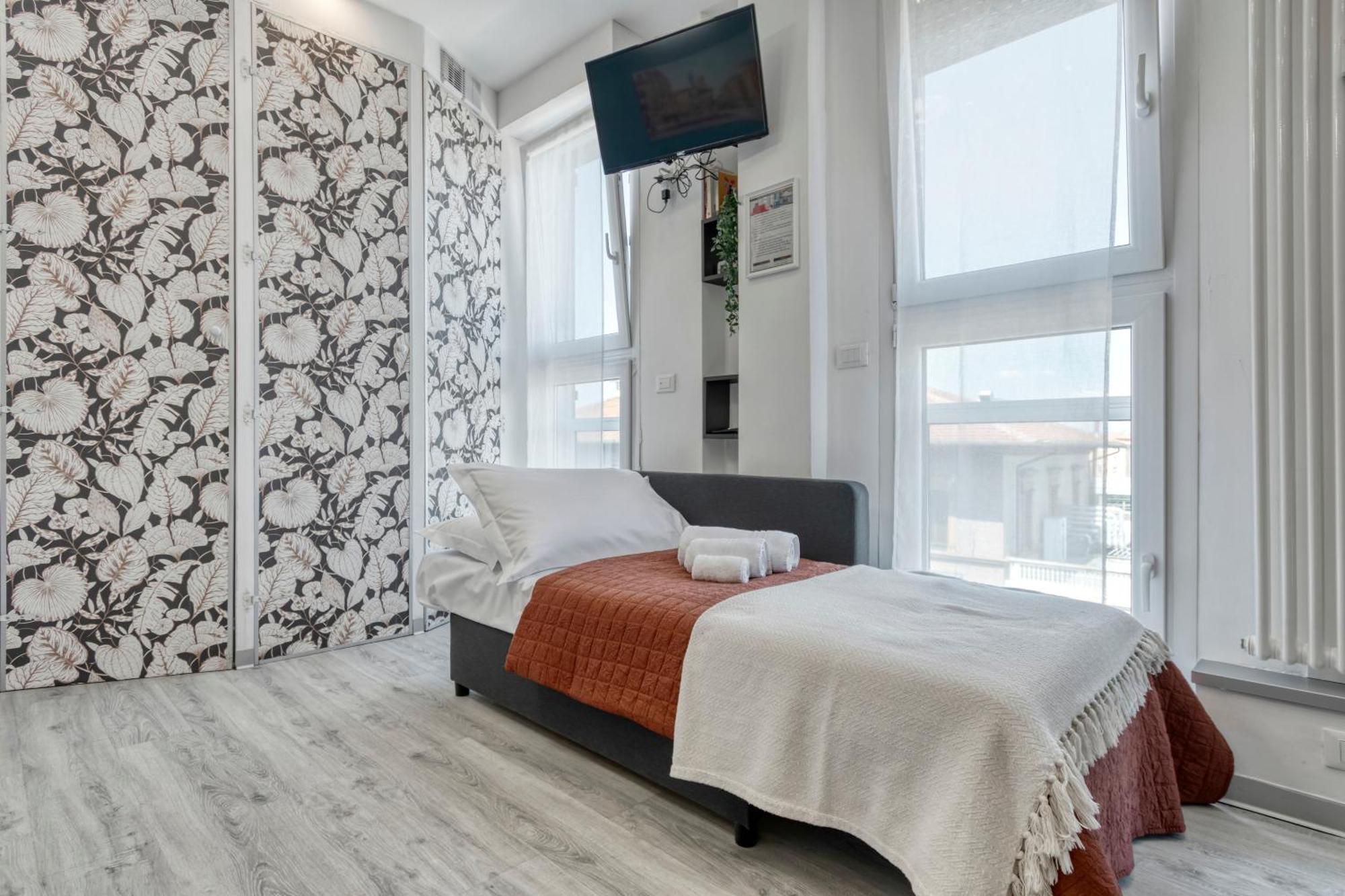 Front Station Apartment - Stazione Centrale Di Болонья Экстерьер фото