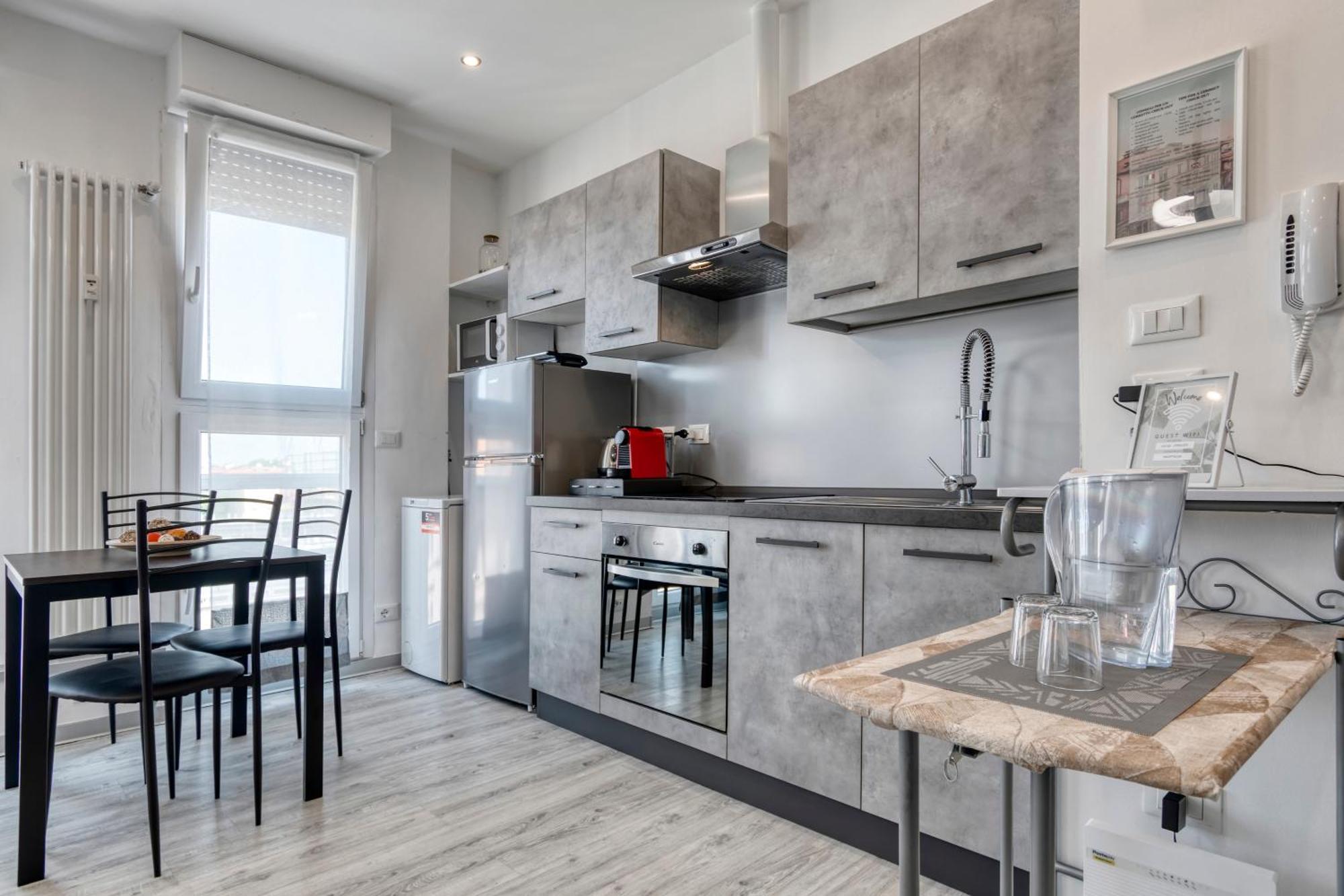 Front Station Apartment - Stazione Centrale Di Болонья Экстерьер фото