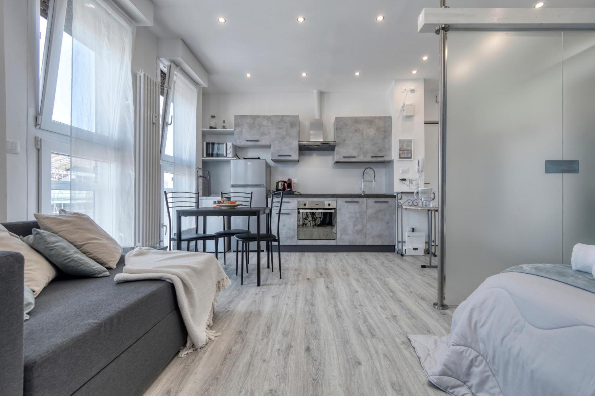 Front Station Apartment - Stazione Centrale Di Болонья Экстерьер фото