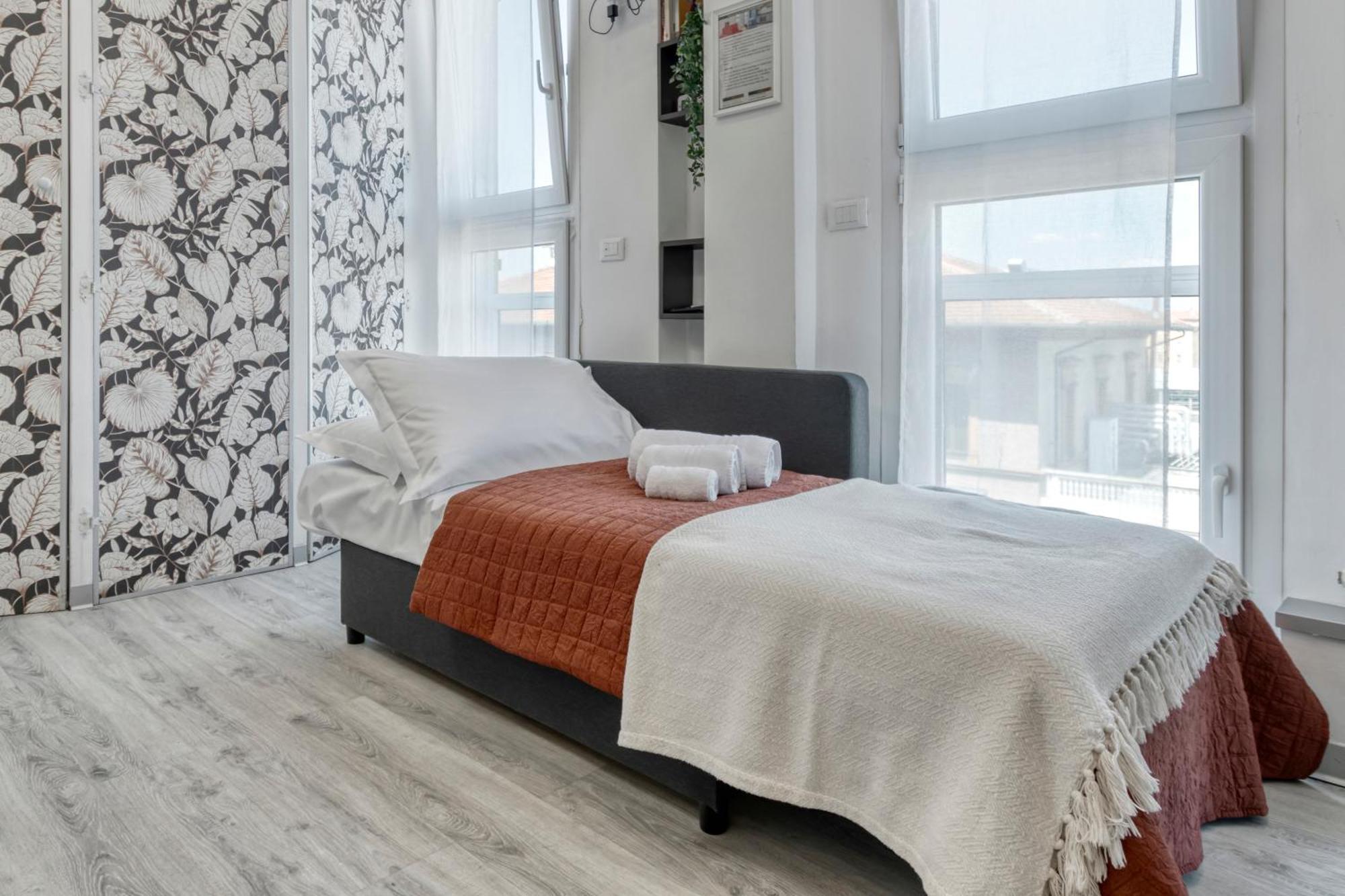 Front Station Apartment - Stazione Centrale Di Болонья Экстерьер фото