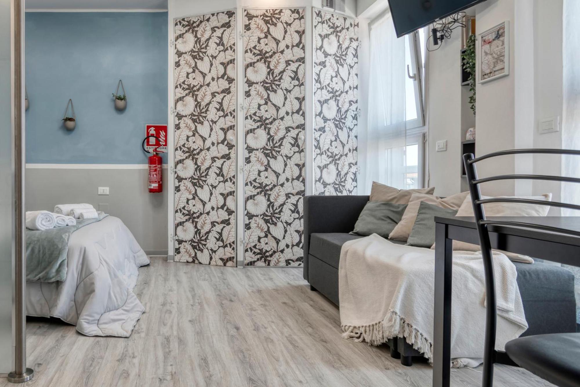 Front Station Apartment - Stazione Centrale Di Болонья Экстерьер фото